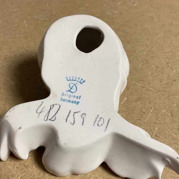 Vtg Dresden orig. Germany Cherub Porcelain Wall Plaque- set of 2 - Picture 4 of 7